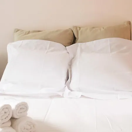 Cosy Near Montmartre *