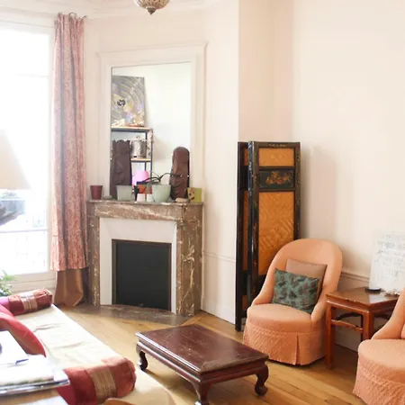 Cosy Near Montmartre París